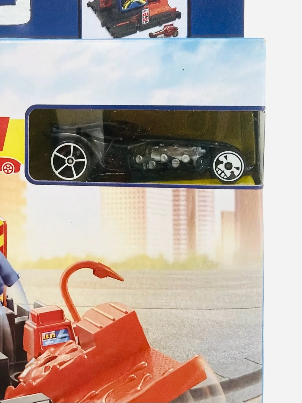 Hot Wheels City Fuel Station Shift Playset Gas Station Track Set (Car Included)